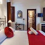 Casa Del Capitel Nazari